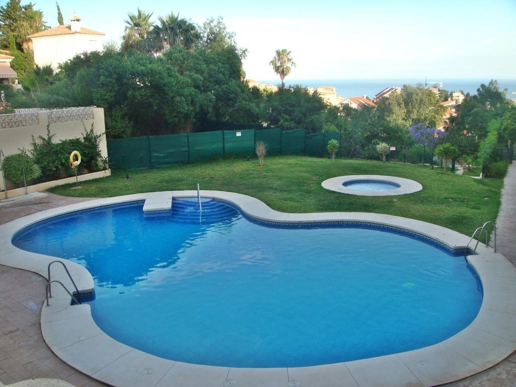 Apartamento Torreblanca Free Parking ฟูเอนฮิโรลา ภายนอก รูปภาพ