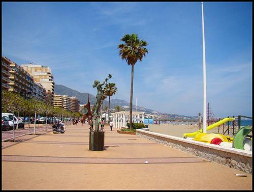 Apartamento Torreblanca Free Parking ฟูเอนฮิโรลา ภายนอก รูปภาพ